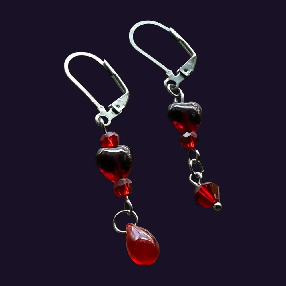 Queen of Hearts Earrings, photo 1 of 8