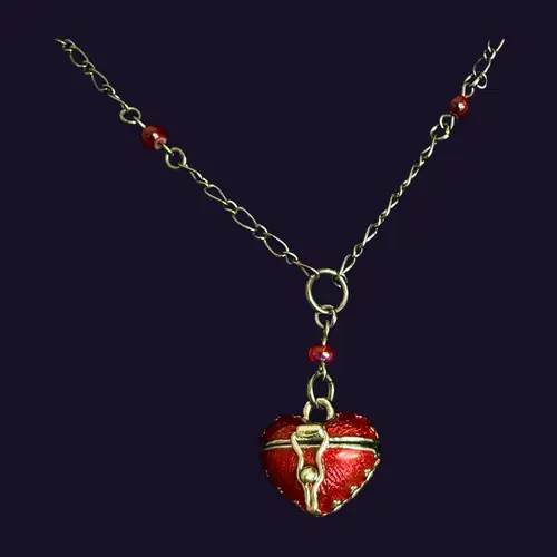 Queen of Hearts Heart Locket Rosary Necklace